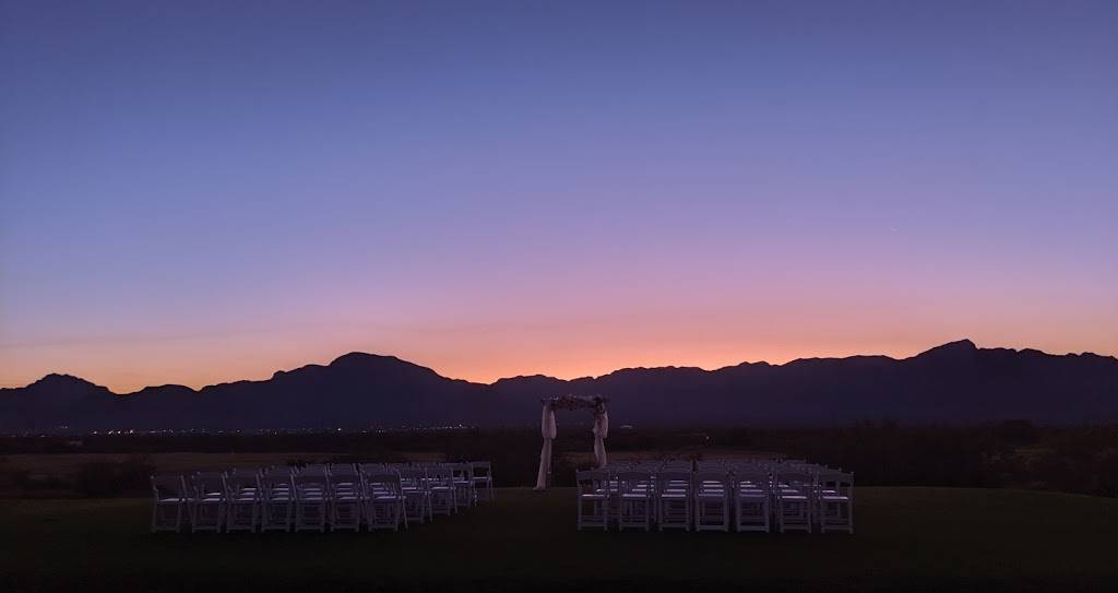 Painted Dunes Desert Golf Course | restaurant | 12000 McCombs St, El Paso, TX 79934, USA | 9158212122 OR +1 915-821-2122