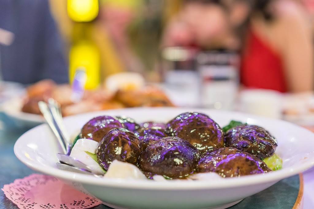 New Furama Restaurant | restaurant | 2828 S Wentworth Ave, Chicago, IL 60616, USA | 3122256888 OR +1 312-225-6888