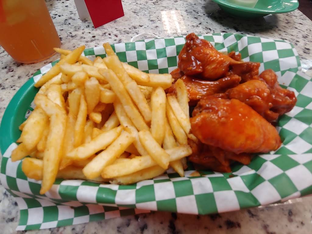 Dream Wings | restaurant | 3425 Ella Blvd, Houston, TX 77018, USA | 7136405705 OR +1 713-640-5705