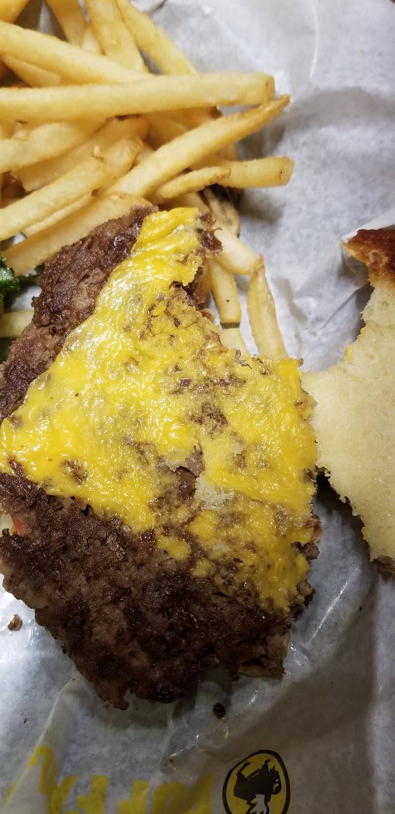 Buffalo Wild Wings | restaurant | 7732 Richmond Hwy, Alexandria, VA 22306, USA | 7036195090 OR +1 703-619-5090