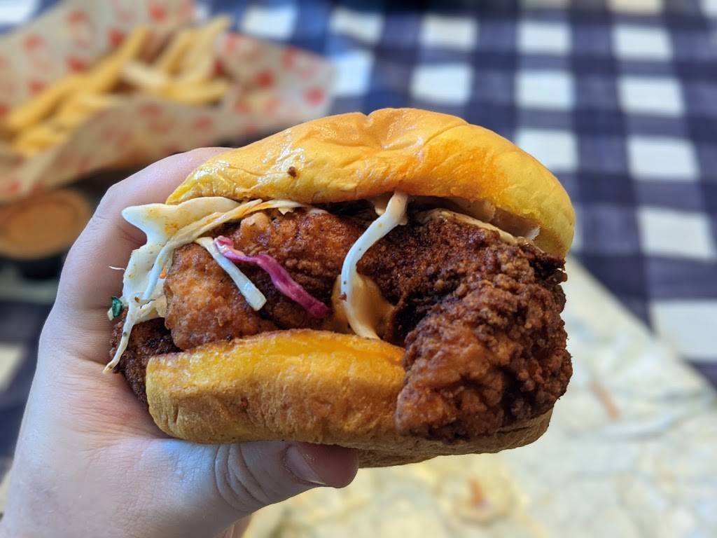 Urban Bird Hot Chicken | restaurant | 21788 Katy Fwy Suite 500, Katy, TX 77449, USA | 3463882901 OR +1 346-388-2901