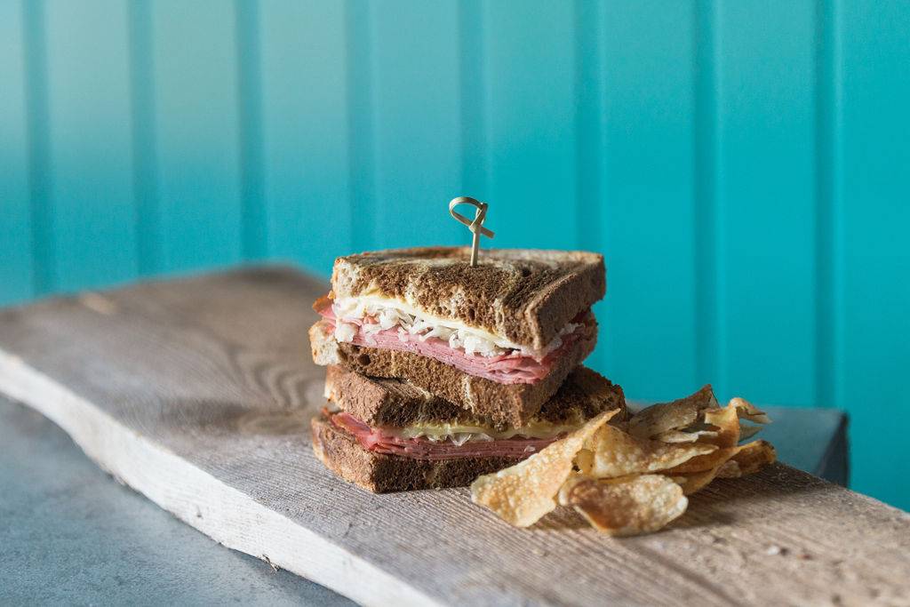 dLish Kitchen Cafe | restaurant | 518 Broadway #1, Tillsonburg, ON N4G 3S7, Canada | 5196882080 OR +1 519-688-2080