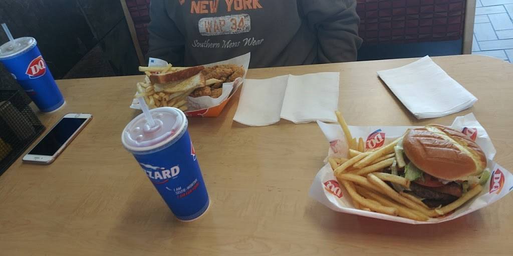 Dairy Queen Grill & Chill | restaurant | 400 Fairdale Rd, Fairdale, KY 40118, USA | 5023672408 OR +1 502-367-2408