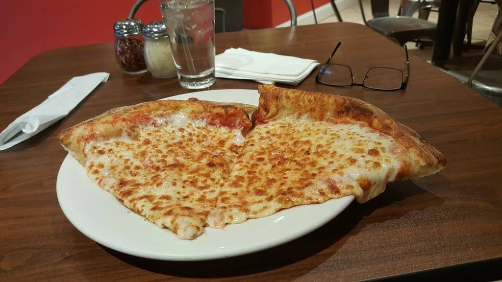 Italian Pizza Kitchen | meal delivery | 4483 Connecticut Ave NW, Washington, DC 20008, USA | 2023641010 OR +1 202-364-1010