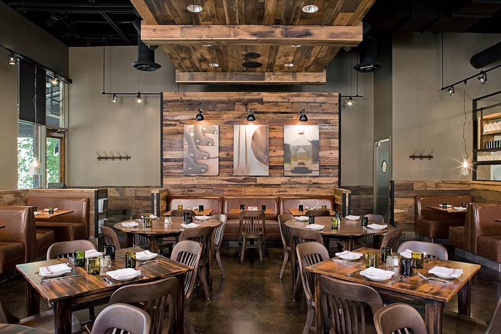 Wolfgang Puck Kitchen + Bar | restaurant | 6706 Phillips Pl Ct C, Charlotte, NC 28210, USA | 7042950101 OR +1 704-295-0101