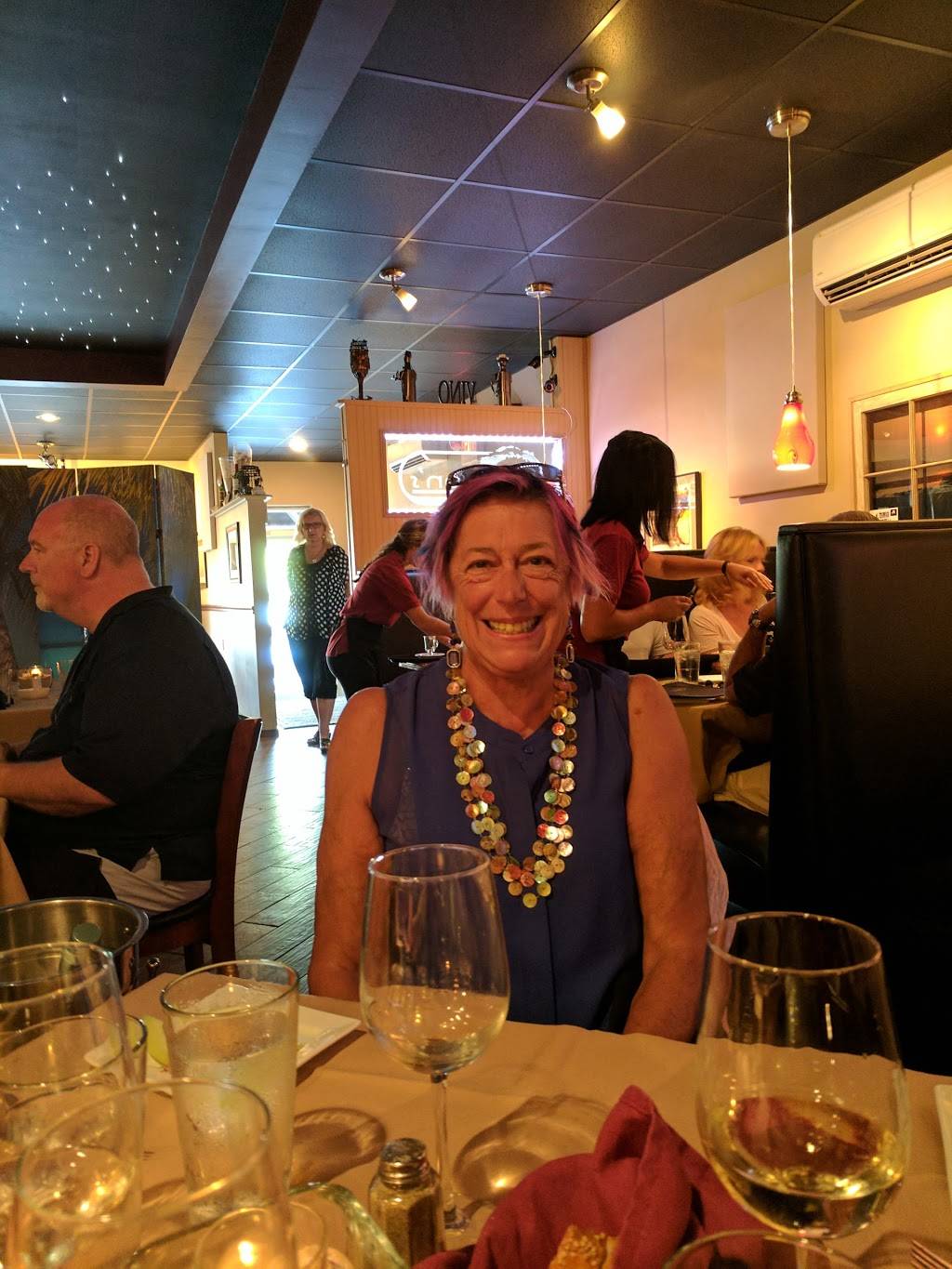 Carmens | restaurant | 1816, 122 N Bay Ave, Beach Haven, NJ 08008, USA | 6098489650 OR +1 609-848-9650