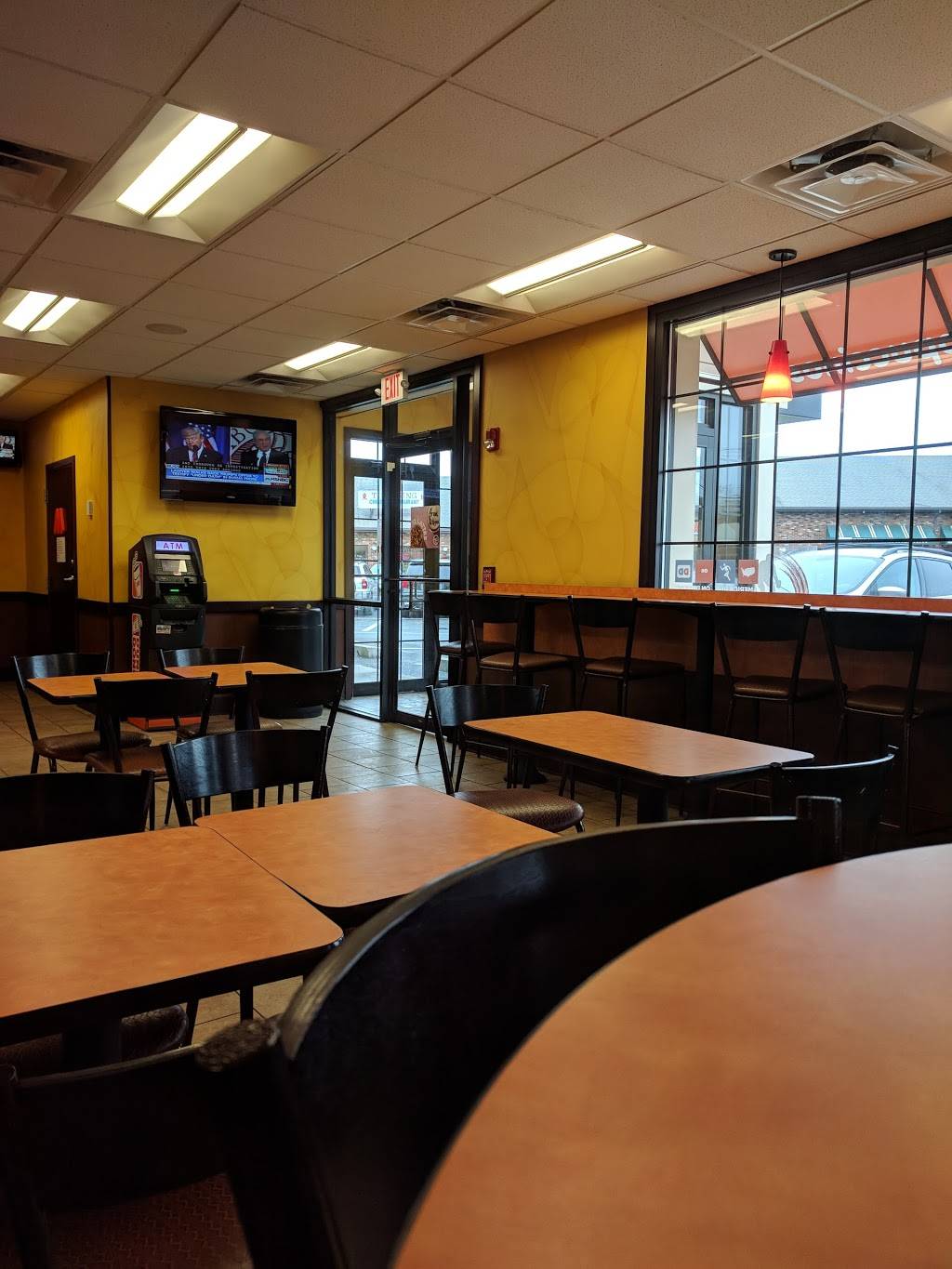 Dunkin | bakery | 126 Northampton St, Easthampton, MA 01027, USA | 4135299288 OR +1 413-529-9288