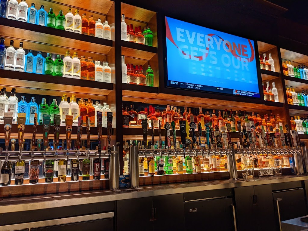 BJs Restaurant & Brewhouse | restaurant | 5108 N 9th Ave, Pensacola, FL 32504, USA | 8505121480 OR +1 850-512-1480