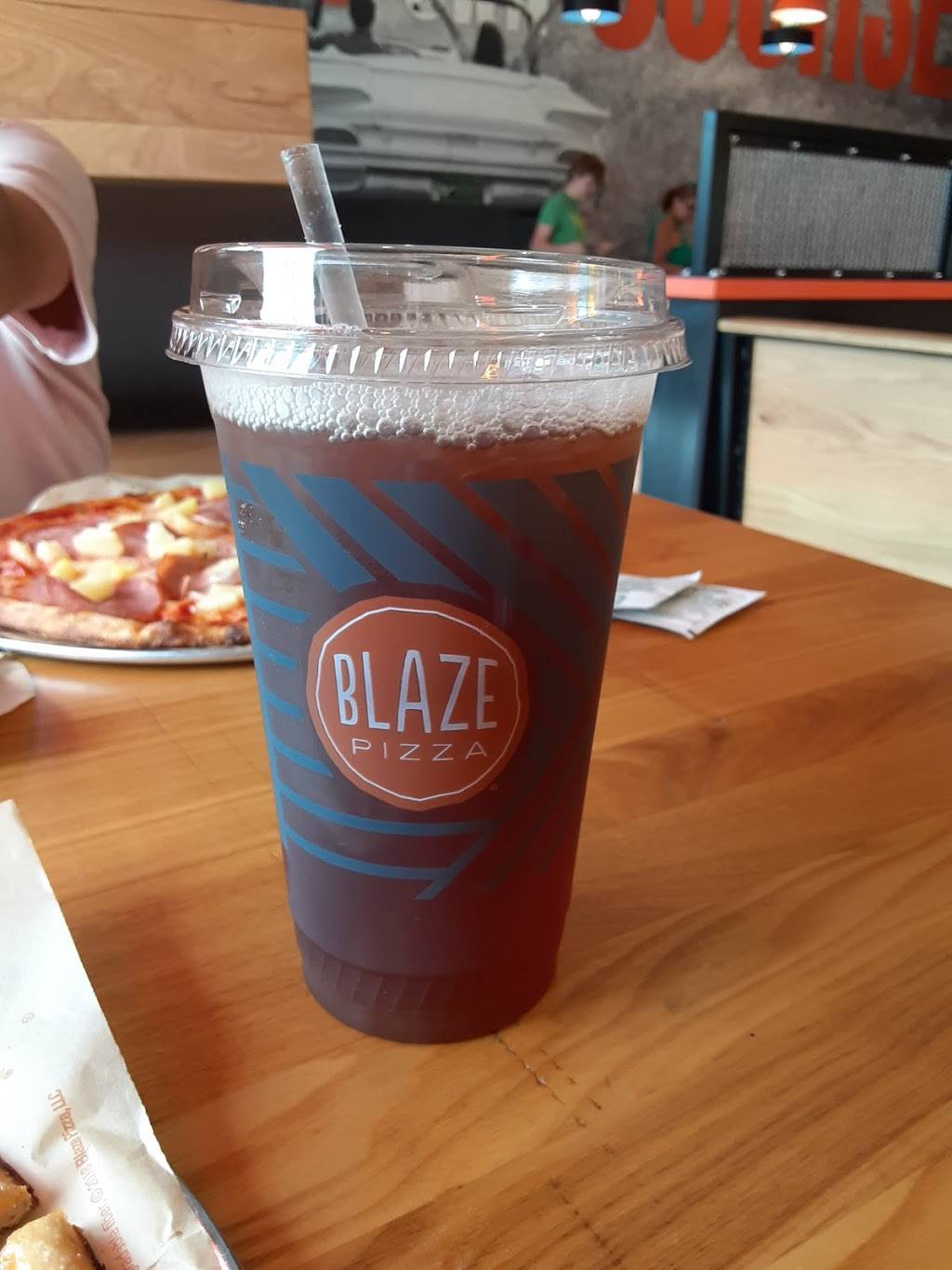 Blaze Pizza | meal takeaway | 5114 E Fowler Ave Suite 103, Tampa, FL 33617, USA | 8136782444 OR +1 813-678-2444