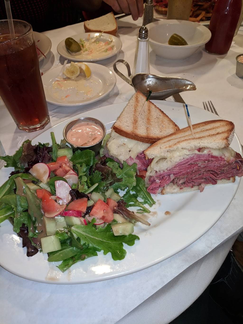 Pastrami King | meal delivery | 196 Merrick Rd, Merrick, NY 11566, USA | 5163774300 OR +1 516-377-4300