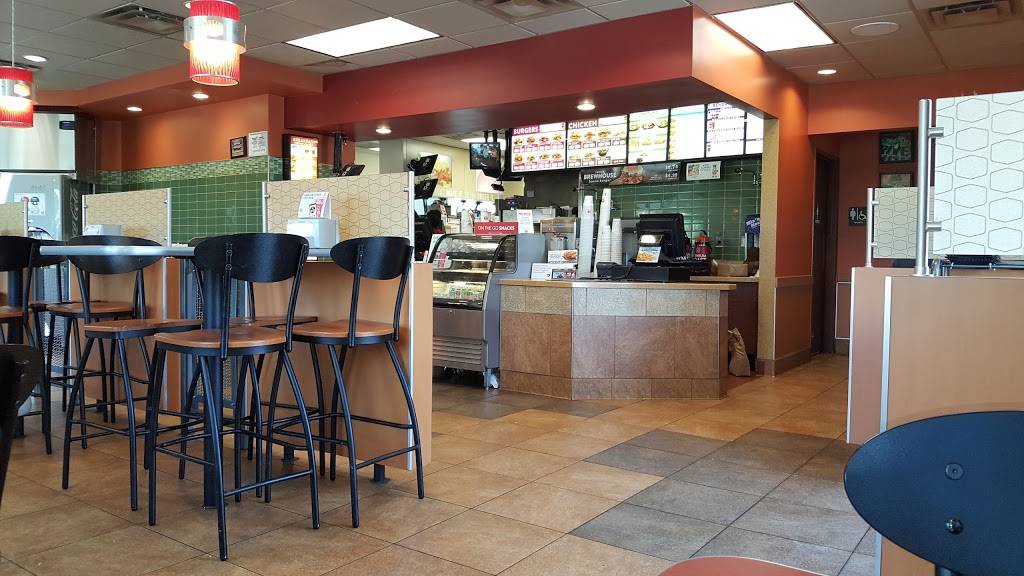 Jack in the Box | restaurant | 14236 Schleisman Rd, Eastvale, CA 92880, USA | 9517352279 OR +1 951-735-2279