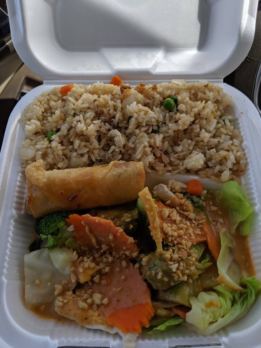 Chao Thai Restaurant | restaurant | 4550 S Maryland Pkwy, Las Vegas, NV 89119, USA | 7024312445 OR +1 702-431-2445