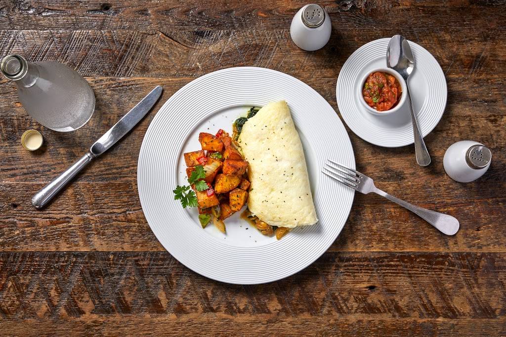 Ambassador Chicago - Chef Pedro Avilas Kitchen | restaurant | 1301 N State Pkwy, Chicago, IL 60610, USA | 3127873700 OR +1 312-787-3700