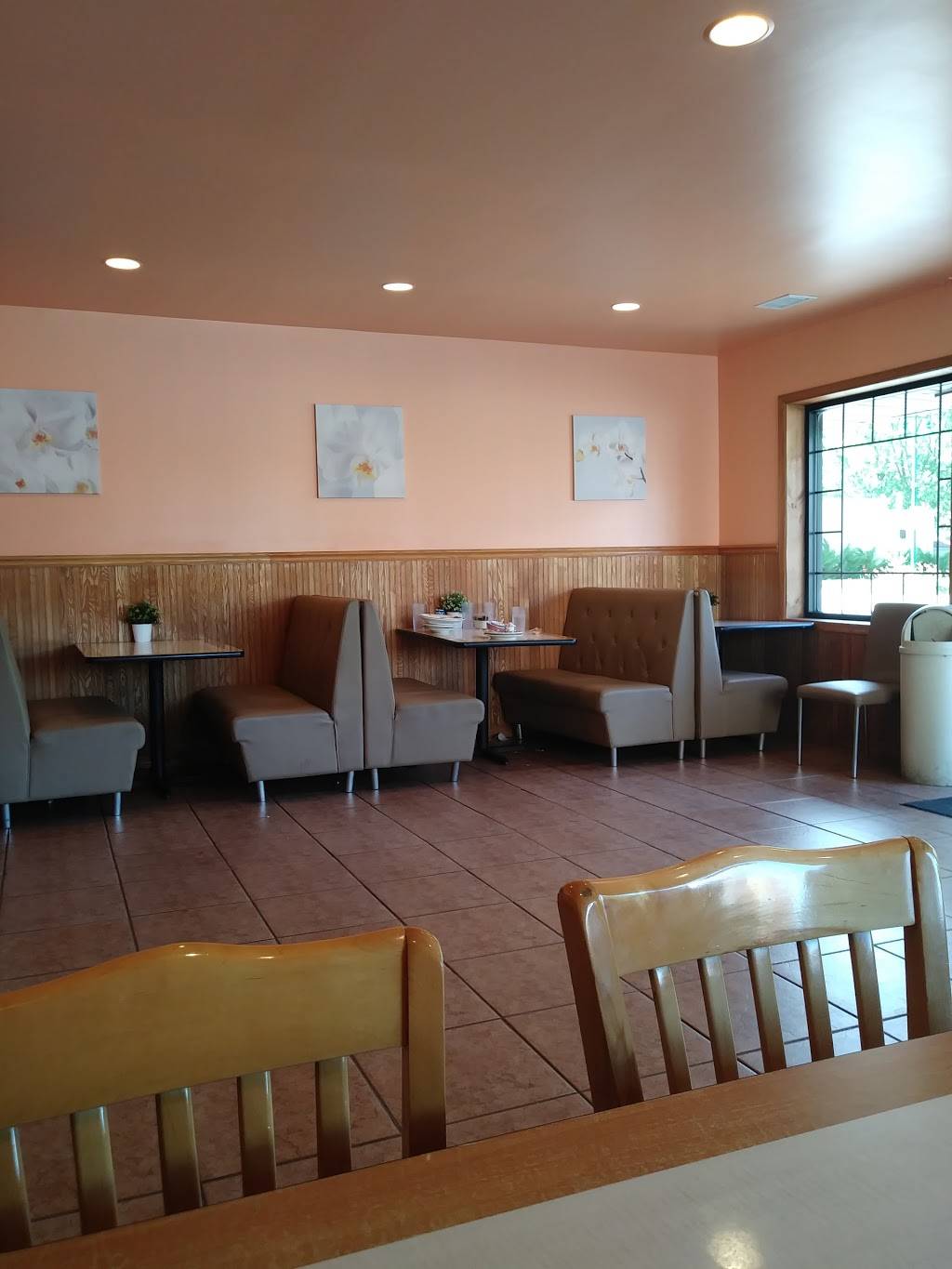 King Chop Suey | restaurant | 1730 Indianapolis Blvd, Whiting, IN 46394, USA | 2196593508 OR +1 219-659-3508