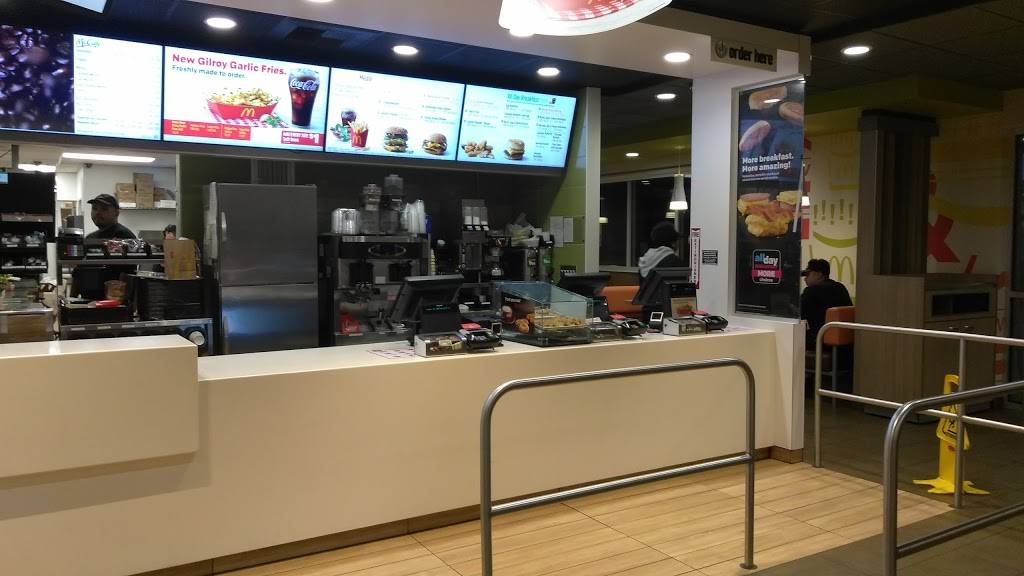 McDonalds | cafe | 7455 Brentwood Blvd, Brentwood, CA 94513, USA | 9256344414 OR +1 925-634-4414
