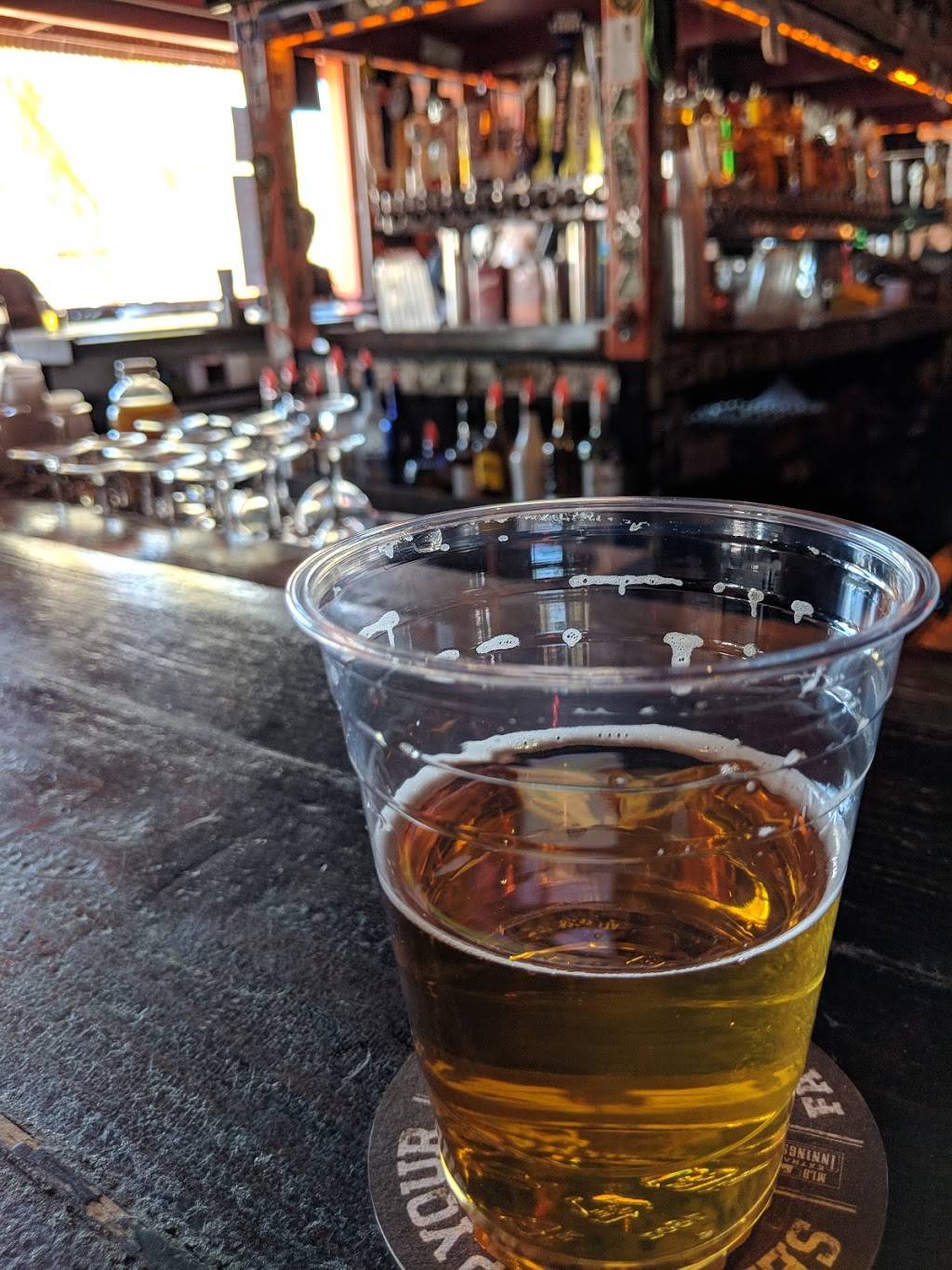 The Roadhouse | restaurant | 6900 E Cave Creek Rd, Cave Creek, AZ 85331, USA | 4804883300 OR +1 480-488-3300