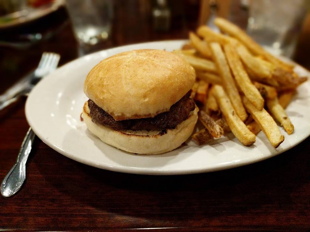 Evolution Grille | restaurant | 1186 Butler Rd, Freeport, PA 16229, USA | 7242942088 OR +1 724-294-2088