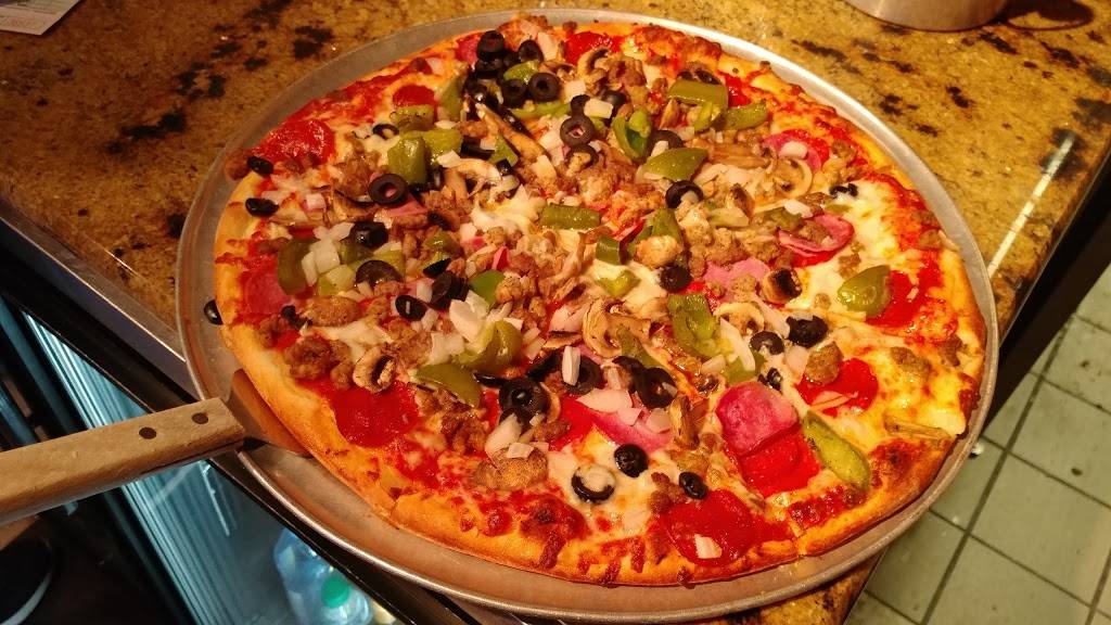 Baris Pasta & Pizza | restaurant | 1501 Pecan St #100, Pflugerville, TX 78660, USA | 5129898900 OR +1 512-989-8900