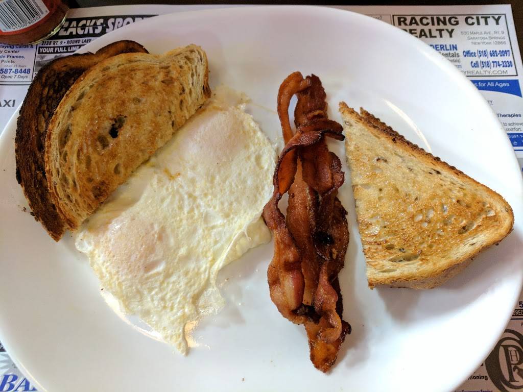 Comptons Restaurant | restaurant | 457 Broadway, Saratoga Springs, NY 12866, USA | 5185849632 OR +1 518-584-9632