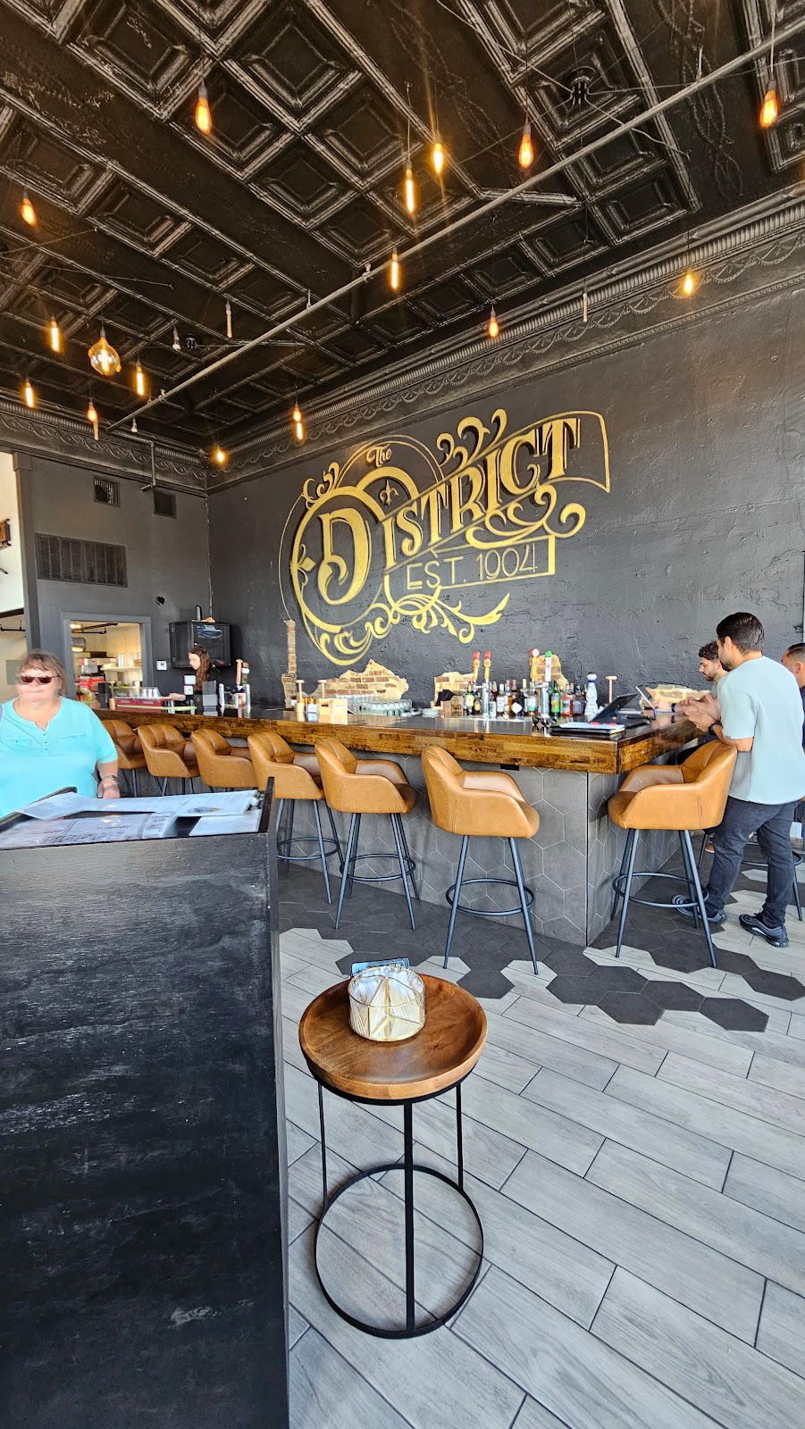 The District | restaurant | 100 W Pine St, Ponchatoula, LA 70454, USA | 9854670079 OR +1 985-467-0079