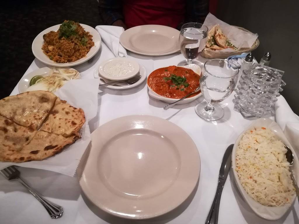 Guru Indian Cuisine | restaurant | 3140 Cowan Blvd, Fredericksburg, VA 22401, USA | 5405481011 OR +1 540-548-1011