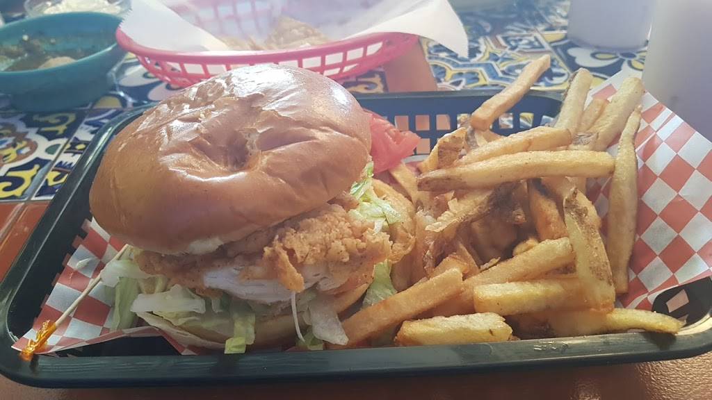 Choles Mexican Restaurant | restaurant | 331 E Glenwood Lansing Rd, Glenwood, IL 60425, USA | 7087582206 OR +1 708-758-2206