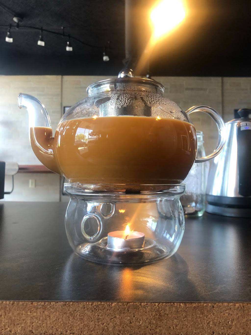 19 Drips Coffee & Tea | cafe | 2263 W Liberty St, Ann Arbor, MI 48103, USA | 7345850461 OR +1 734-585-0461