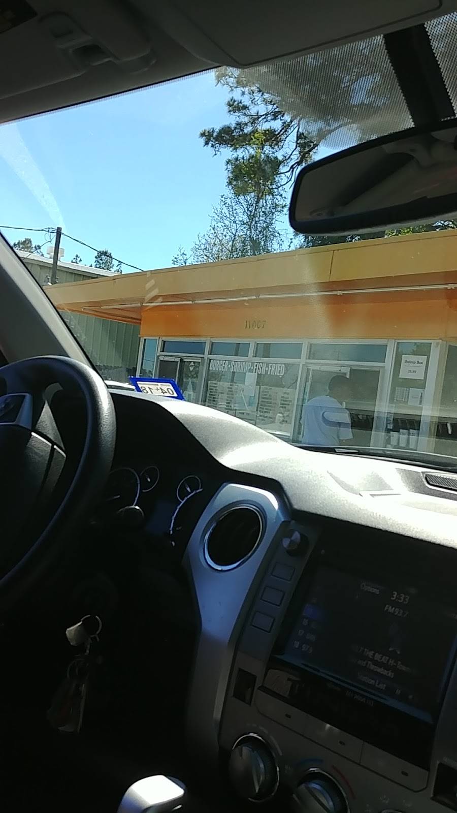 Dairy King | restaurant | 11007 Homestead Rd, Houston, TX 77016, USA | 2814490647 OR +1 281-449-0647