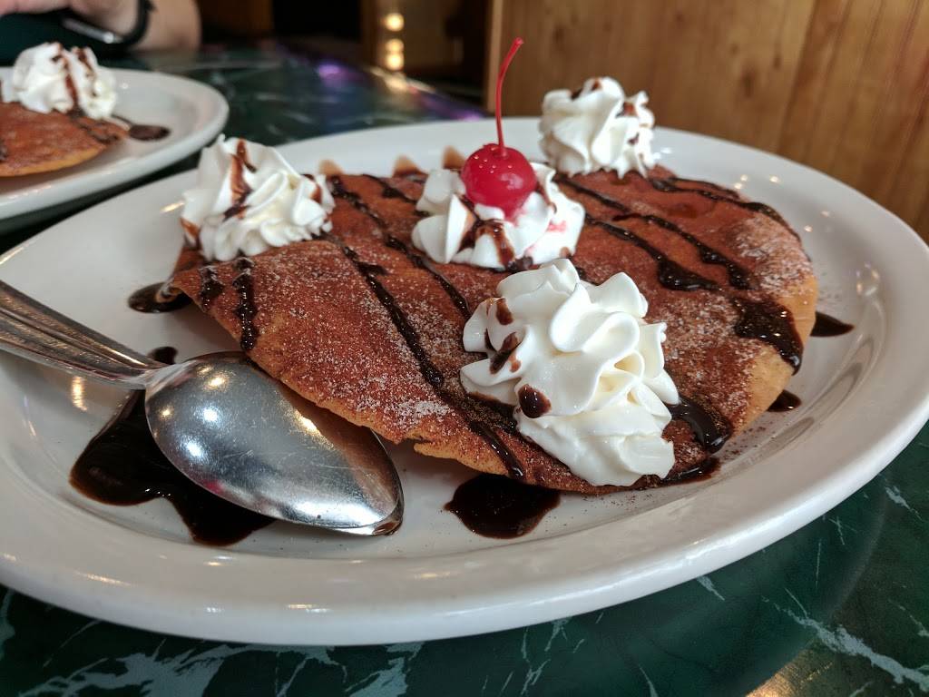 El Caporal Mexican Restaurant | restaurant | 1909 Blankenbaker Pkwy, Louisville, KY 40299, USA | 5022669605 OR +1 502-266-9605