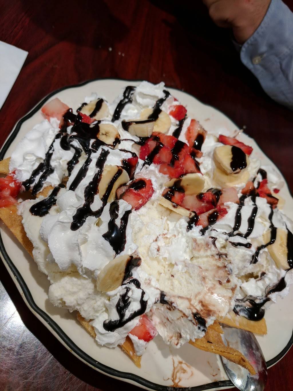 Rosalva’s Skyforest | restaurant | 28575 CA-18, Skyforest, CA 92385, USA | 9093377733 OR +1 909-337-7733