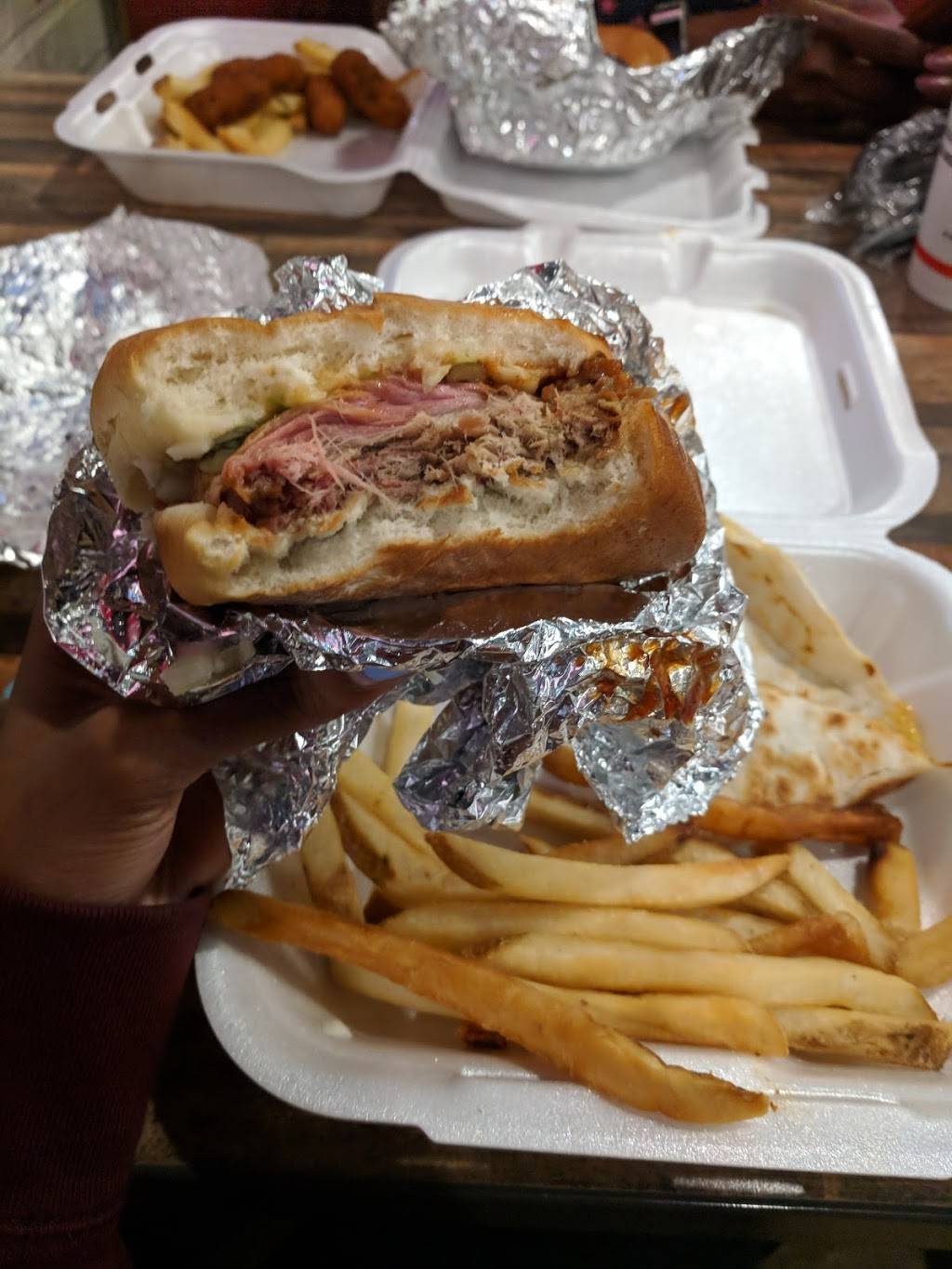 Cook Out | restaurant | 7970 US-64, Memphis, TN 38133, USA | 8665470011 OR +1 866-547-0011