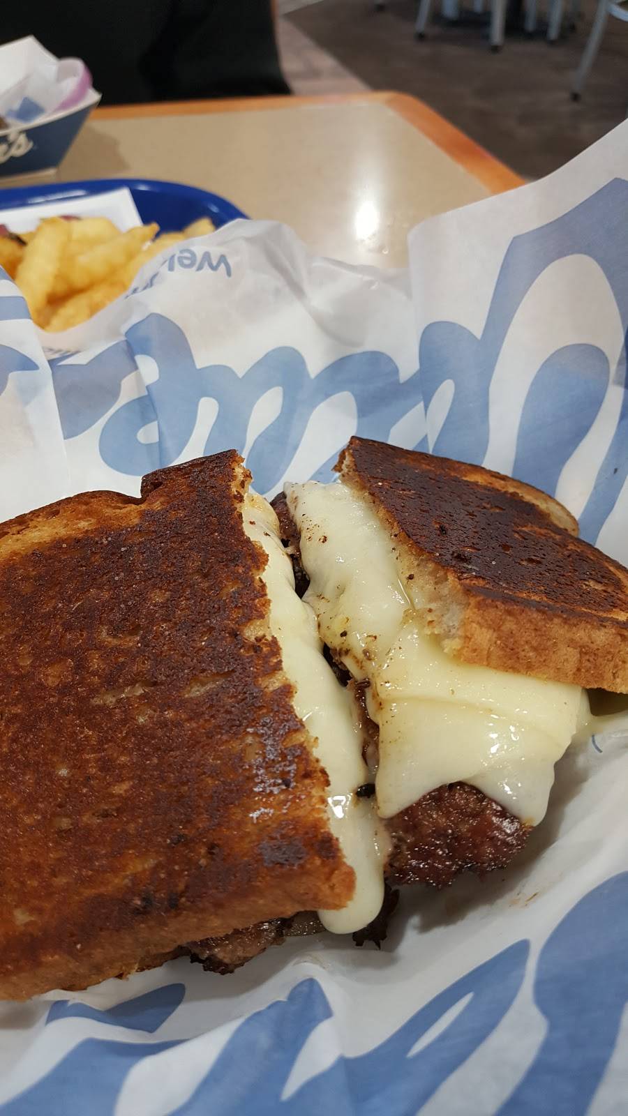 Culvers | restaurant | 4101 Mormon Coulee Rd, La Crosse, WI 54601, USA | 6087875050 OR +1 608-787-5050