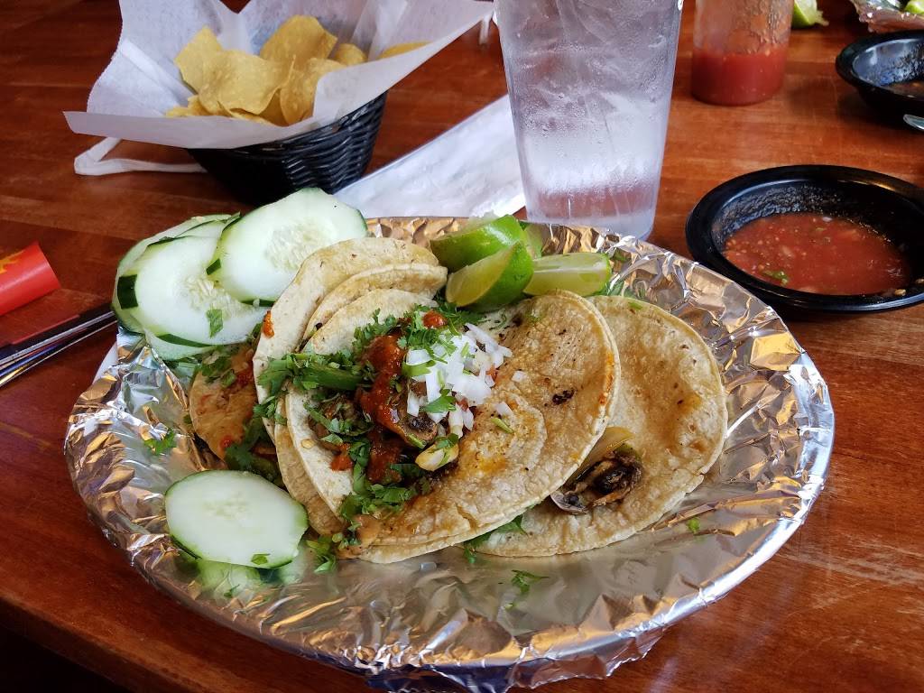 Taco Tequilas | restaurant | 423 Wabash Ave, Terre Haute, IN 47807, USA | 8129174863 OR +1 812-917-4863