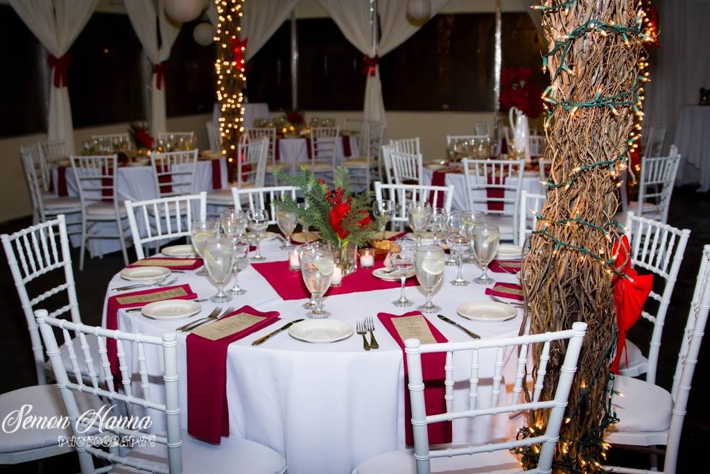 The Stone House at Clove Lakes | restaurant | 1150 Clove Rd, Staten Island, NY 10301, USA | 7184423600 OR +1 718-442-3600