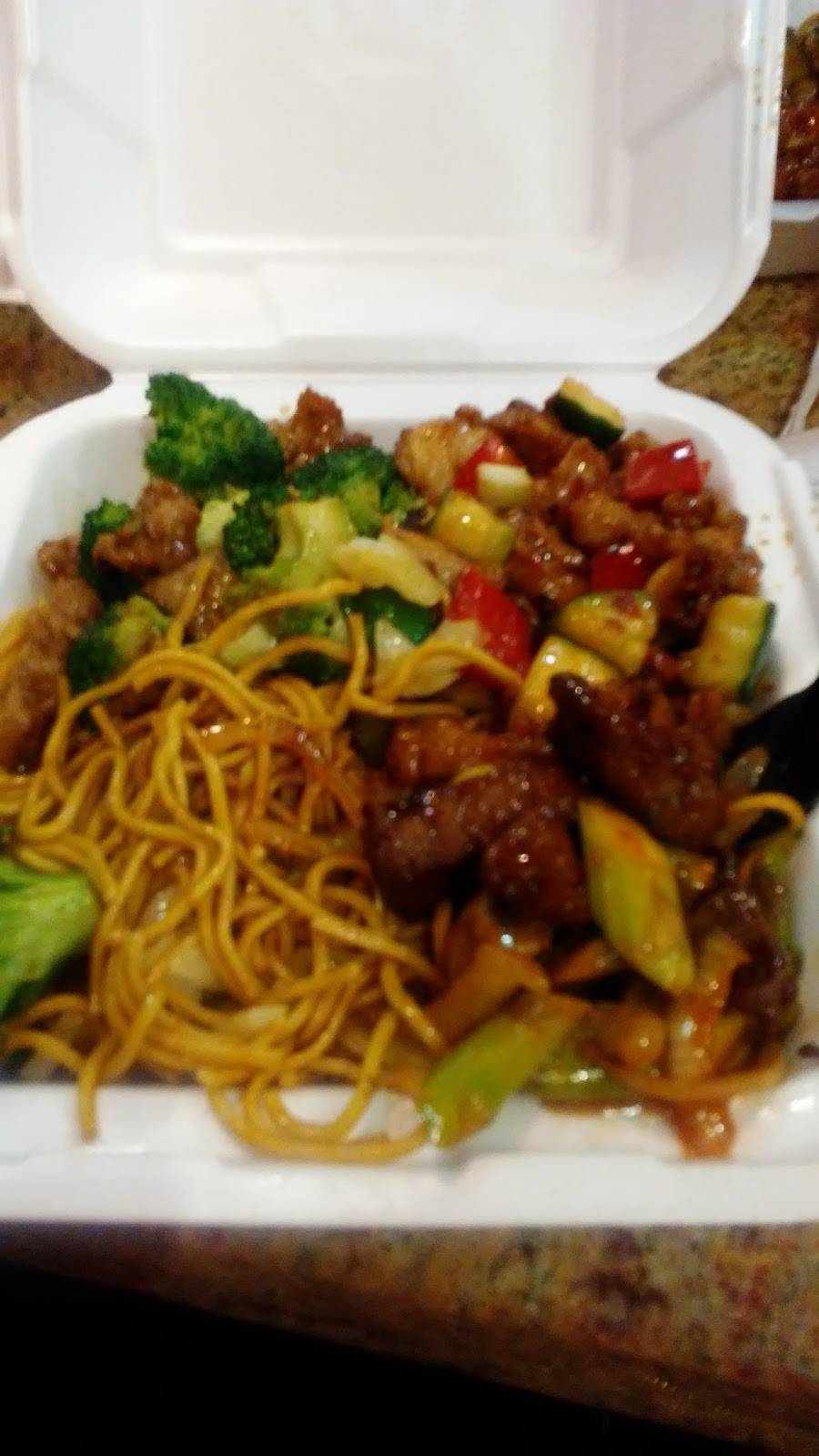 Panda Express | meal takeaway | 1730 W Fullerton Ave, Chicago, IL 60614, USA | 7739356128 OR +1 773-935-6128