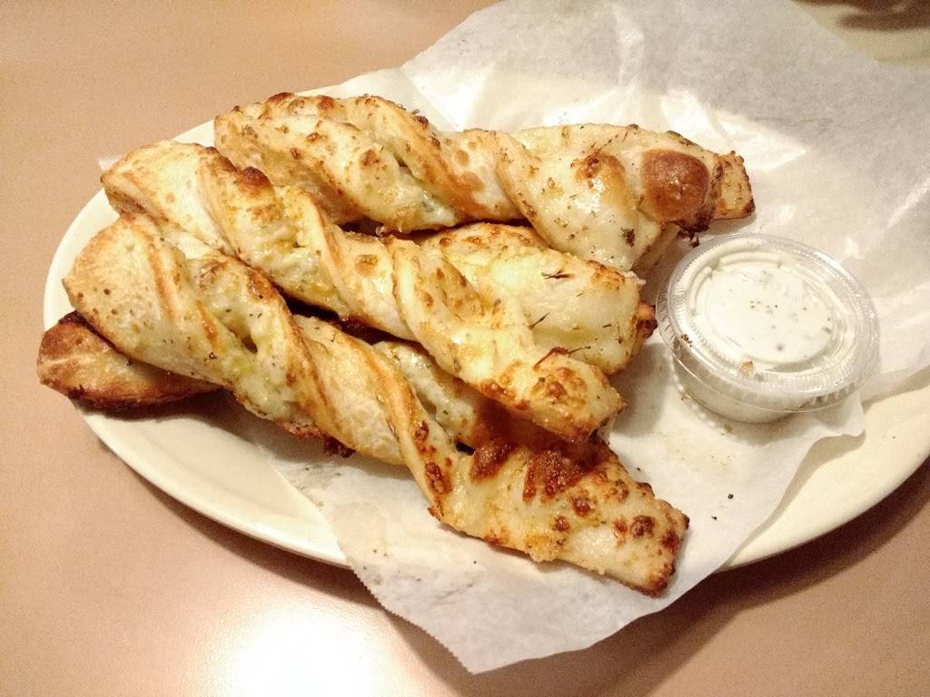 Round Table Pizza | meal delivery | 201 W Napa St, Sonoma, CA 95476, USA | 7079385564 OR +1 707-938-5564