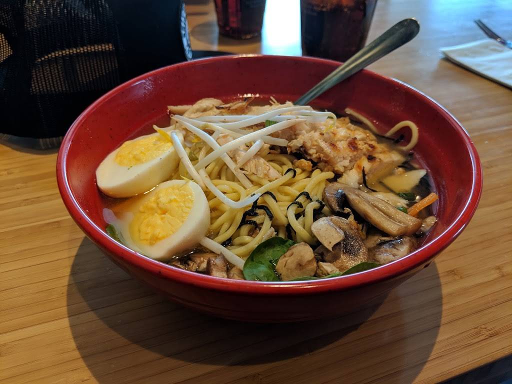 Tokyo Joes - Castle Rock | restaurant | South of the Outlet Mall, 820 New Memphis Ct, Castle Rock, CO 80108, USA | 3036601999 OR +1 303-660-1999