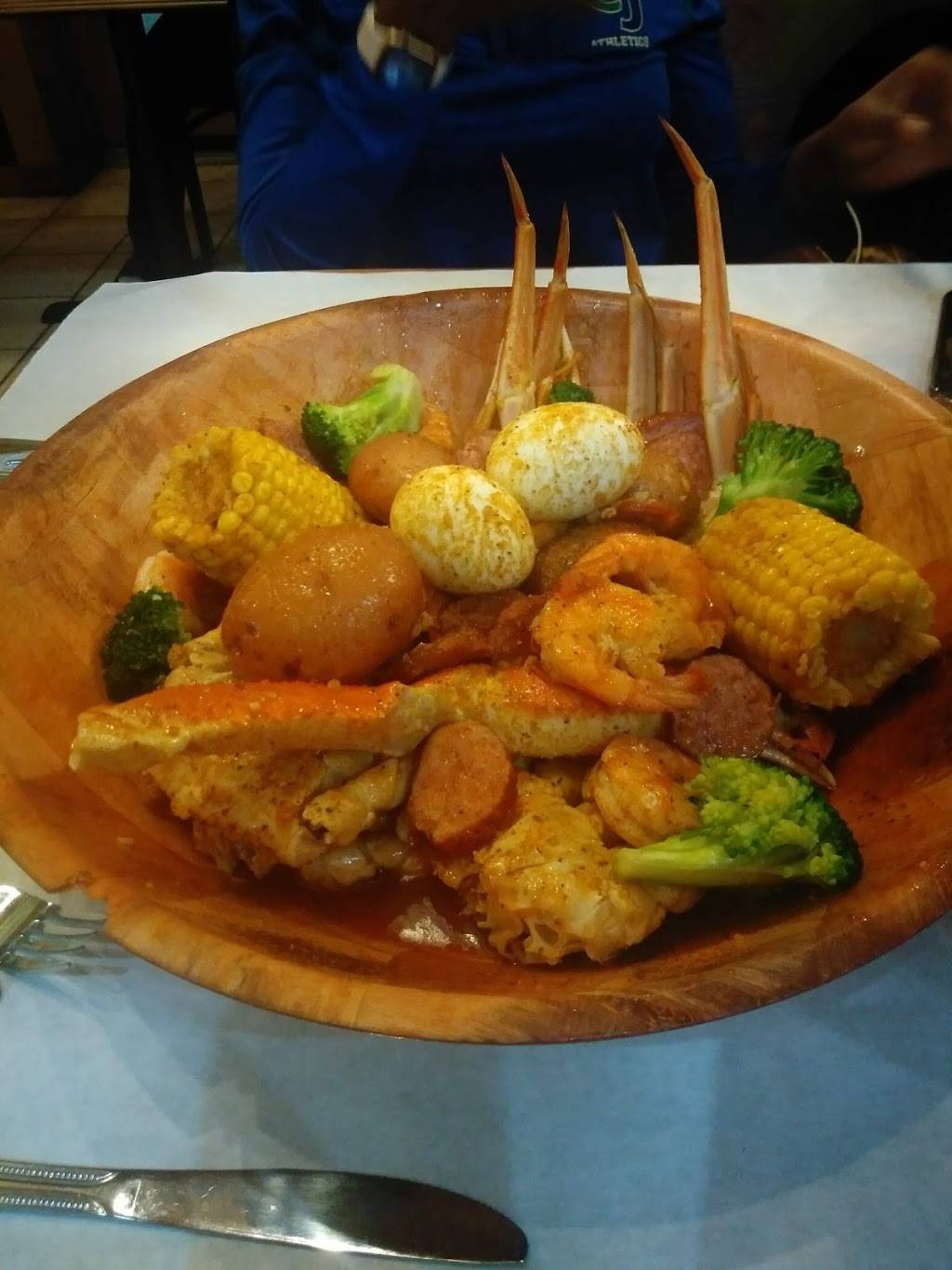 Blue Crab Juicy Seafood & Bar | restaurant | 8901 Kingsridge Dr, Dayton, OH 45458, USA | 9378138081 OR +1 937-813-8081