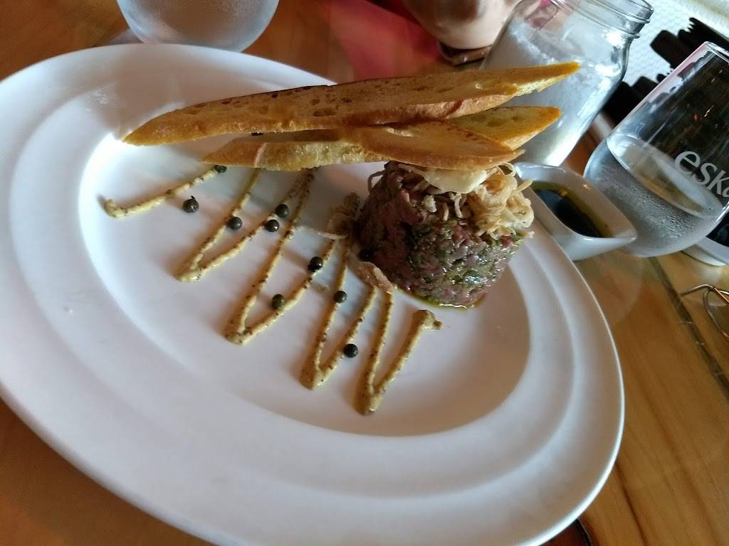 Le Grill Saint-Georges | restaurant | 890 Rue de Saint Jovite, Mont-Tremblant, QC J8E 3J8, Canada | 8555347455 OR +1 855-534-7455