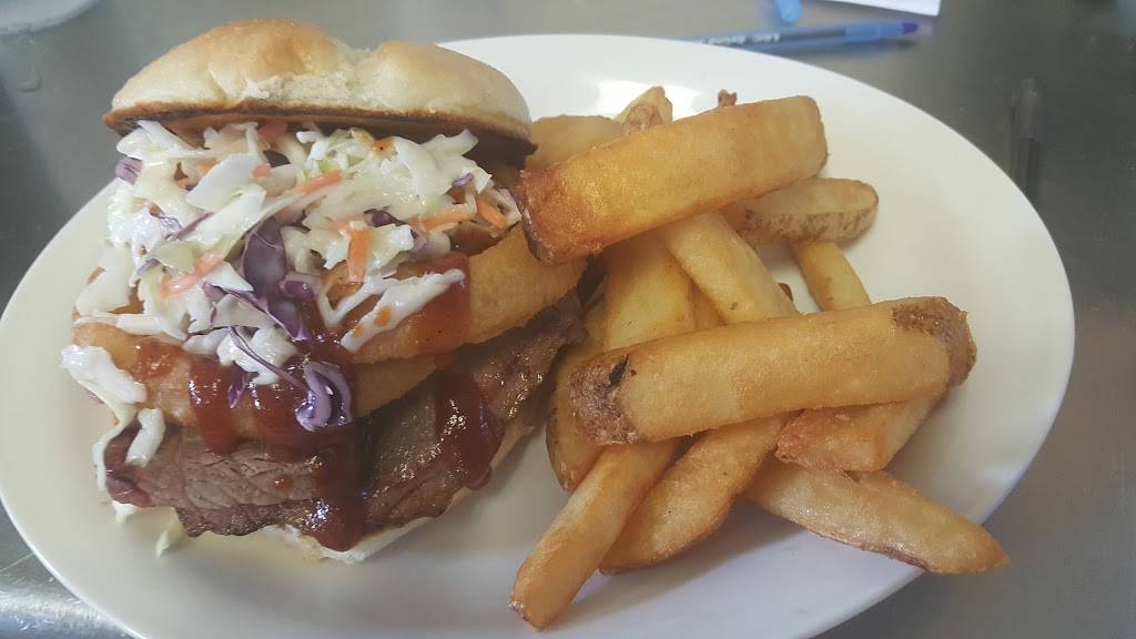 Papios Food & Spirits | restaurant | 2280 S Reese Rd, Reese, MI 48757, USA | 9898688669 OR +1 989-868-8669