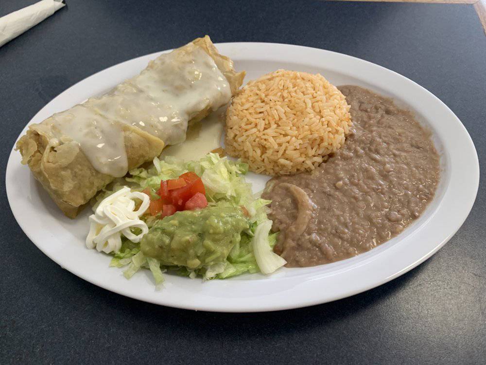 El Taco Rico Mexican Kitchen | restaurant | 210 N Woodland Blvd, DeLand, FL 32720, USA | 3862303926 OR +1 386-230-3926