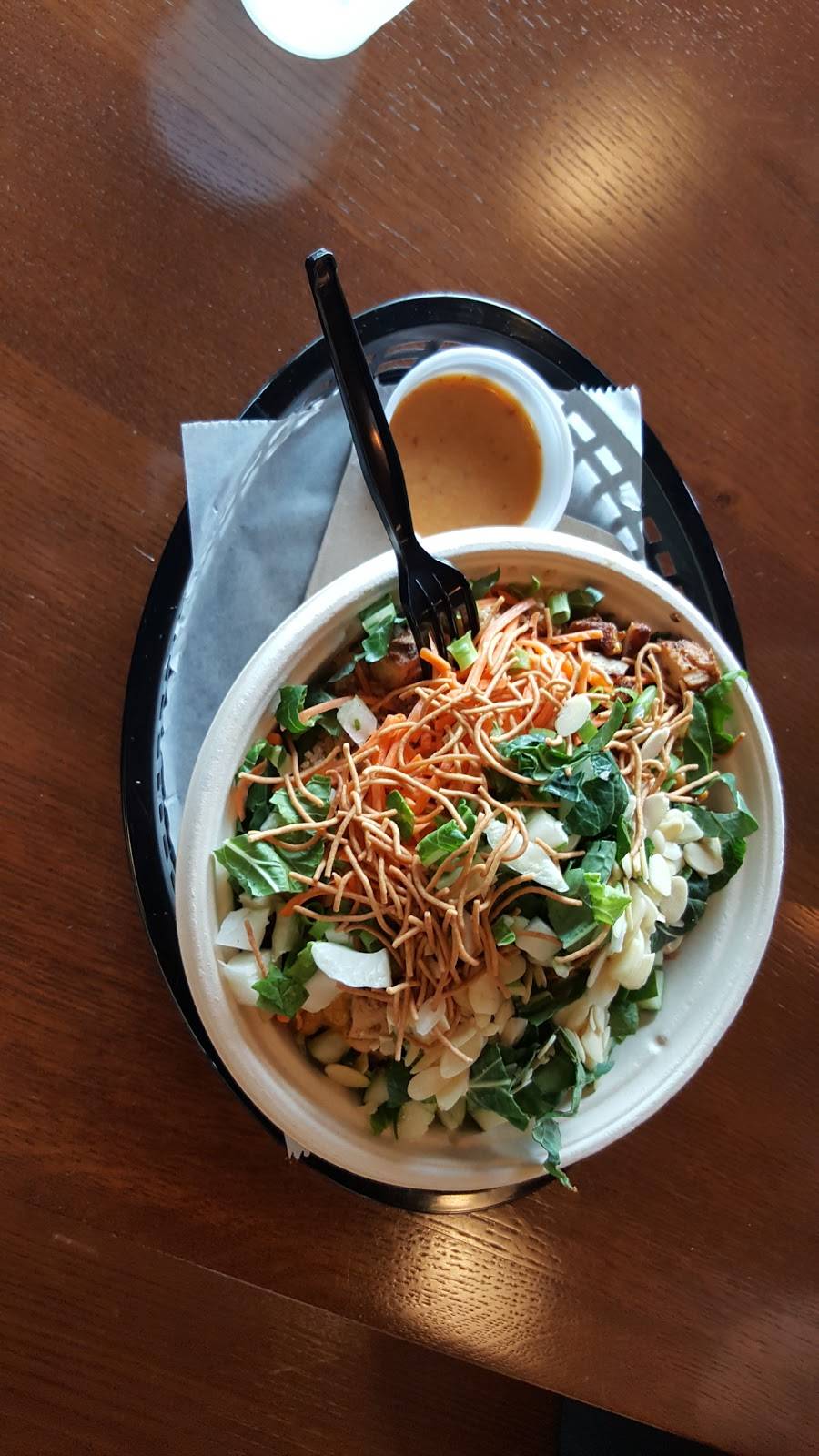 Currito | restaurant | 3654 Edwards Rd, Cincinnati, OH 45208, USA | 5139145072 OR +1 513-914-5072