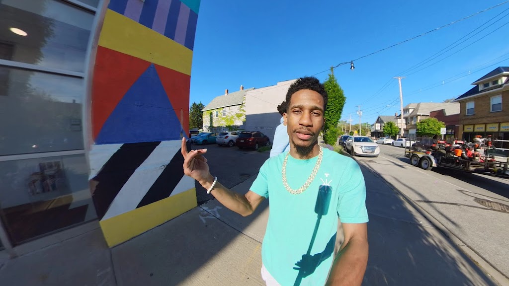 Pop Life | restaurant | 15619 Waterloo Rd, Cleveland, OH 44110, USA | 2163403971 OR +1 216-340-3971