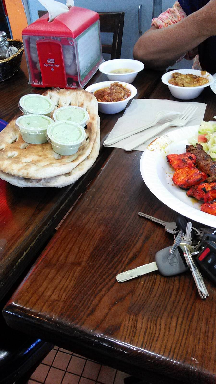 Food Corner Kabob House | restaurant | 7031 Little River Turnpike A, Annandale, VA 22003, USA | 7037502185 OR +1 703-750-2185