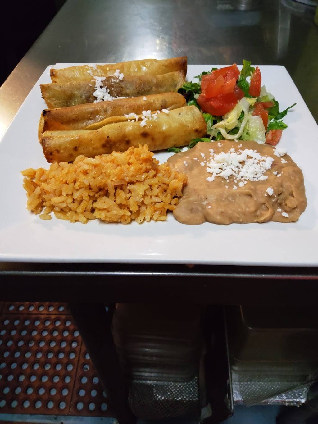 Taquizas Simon ( La verdadera comida Mexicana ) | restaurant | 4828 Whittier Blvd, East Los Angeles, CA 90022, USA | 3233923759 OR +1 323-392-3759