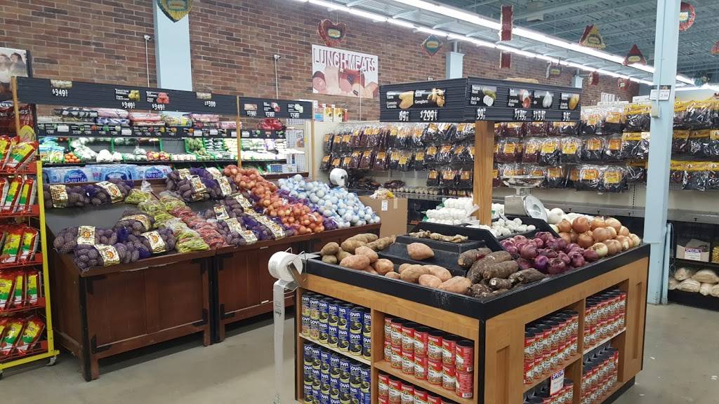 Carnival Market | restaurant | 1101 E Walton Blvd, Pontiac, MI 48340, USA | 2482760500 OR +1 248-276-0500