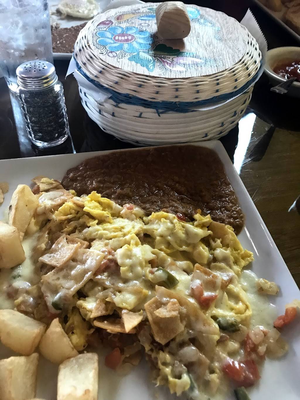 Casa Arandinas | restaurant | 1700 Grand Ave Pkwy #180, Pflugerville, TX 78660, USA | 5125209935 OR +1 512-520-9935