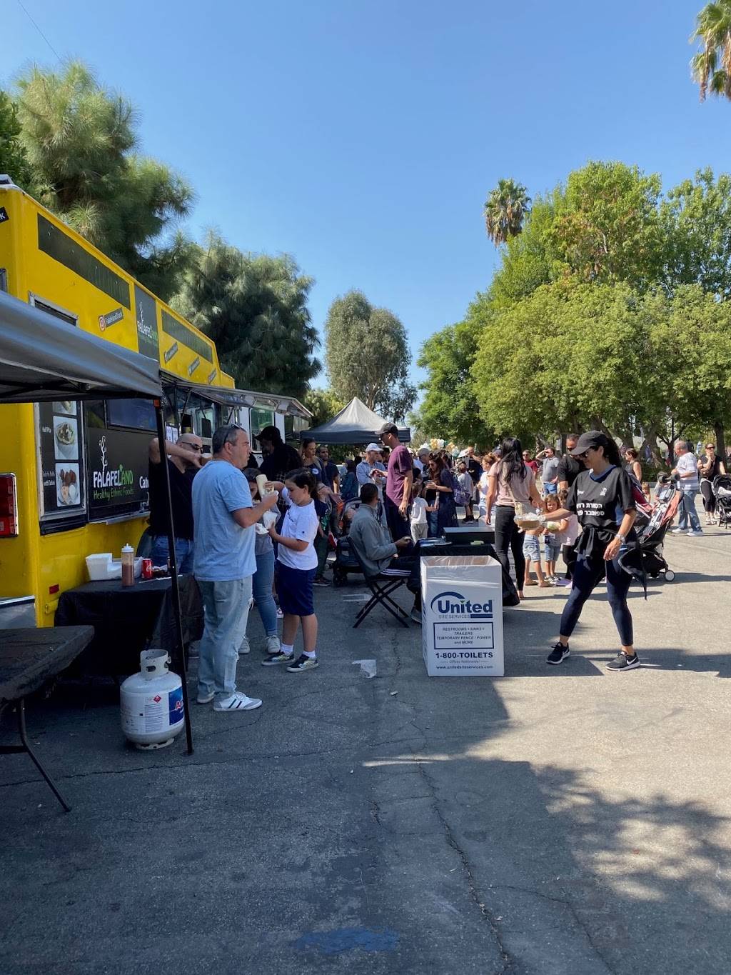 Falafeland Anat food truck | restaurant | 19858 Ventura Blvd, Woodland Hills, CA 91364, USA | 8185223681 OR +1 818-522-3681