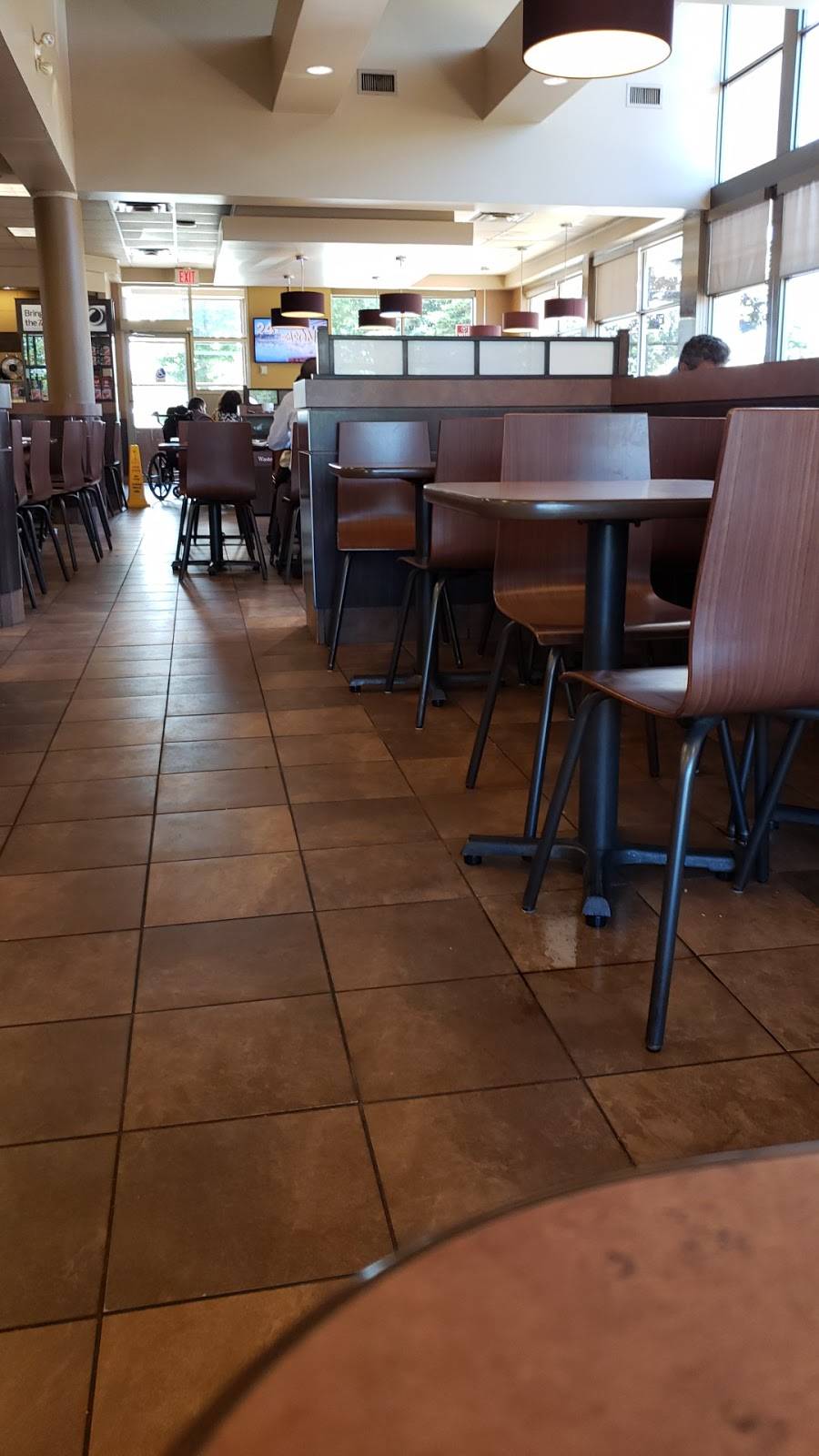 Wendys | restaurant | 9151 Keele St, Concord, ON L4K 5B4, Canada | 9058321257 OR +1 905-832-1257