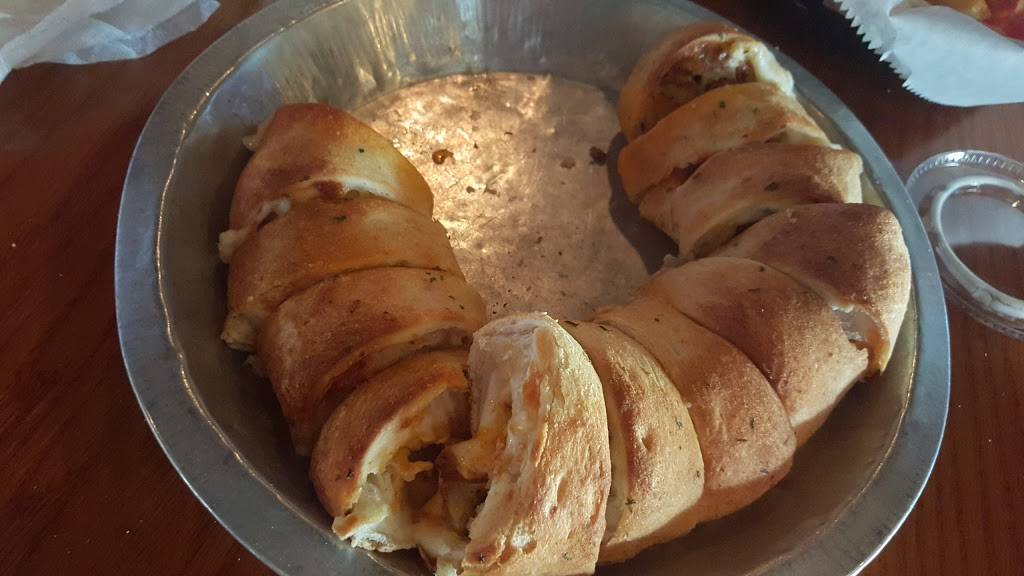 Picassos Sports Cafe | meal takeaway | 230 E W.T. Harris Blvd, Charlotte, NC 28262, USA | 7045959553 OR +1 704-595-9553